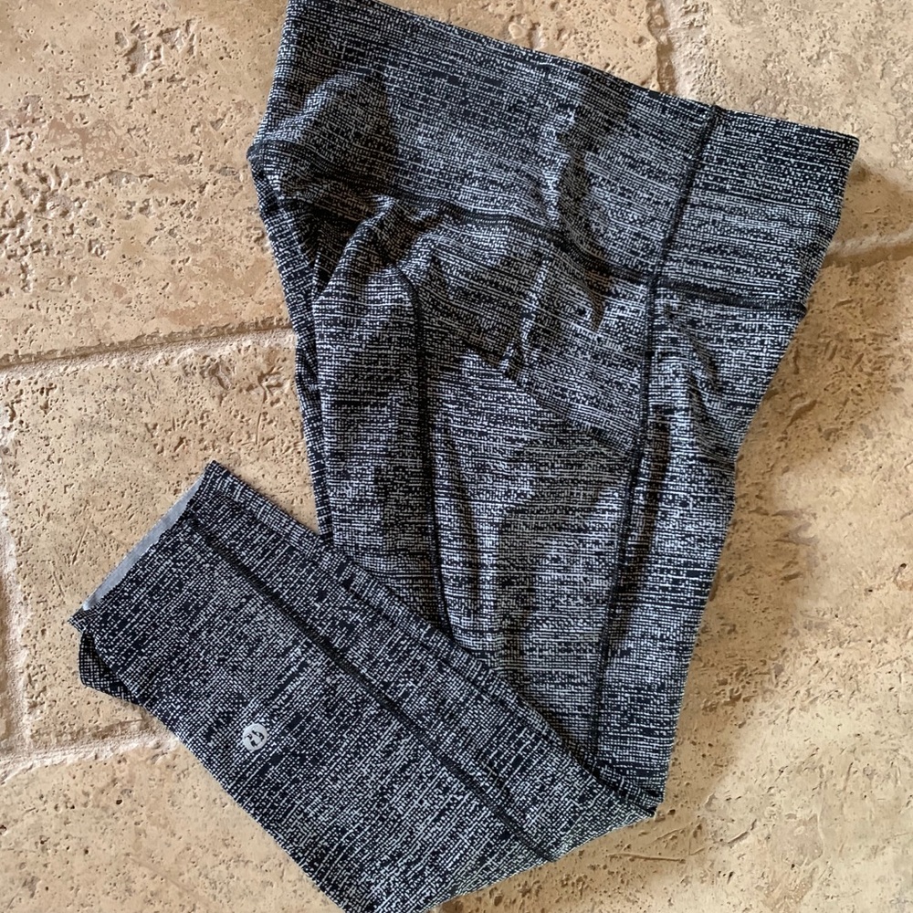 Lululemon Fast & Free cropped leggings